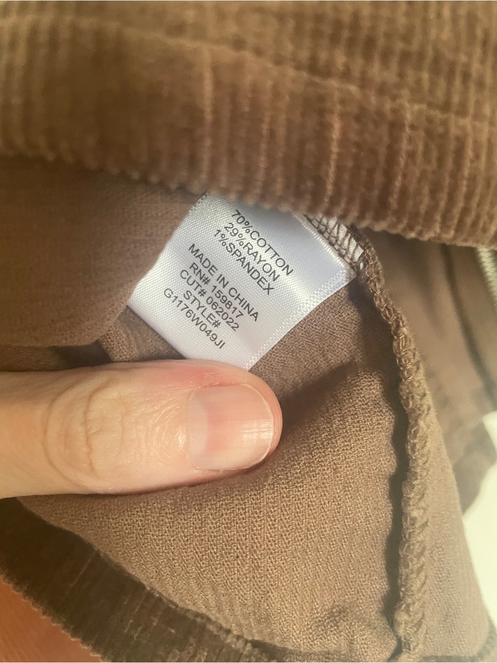 🤎 Altar’d State Corduroy Front-Zip Mini Skirts - Rust and Chocolate 🤎 - Picture 11 of 12
